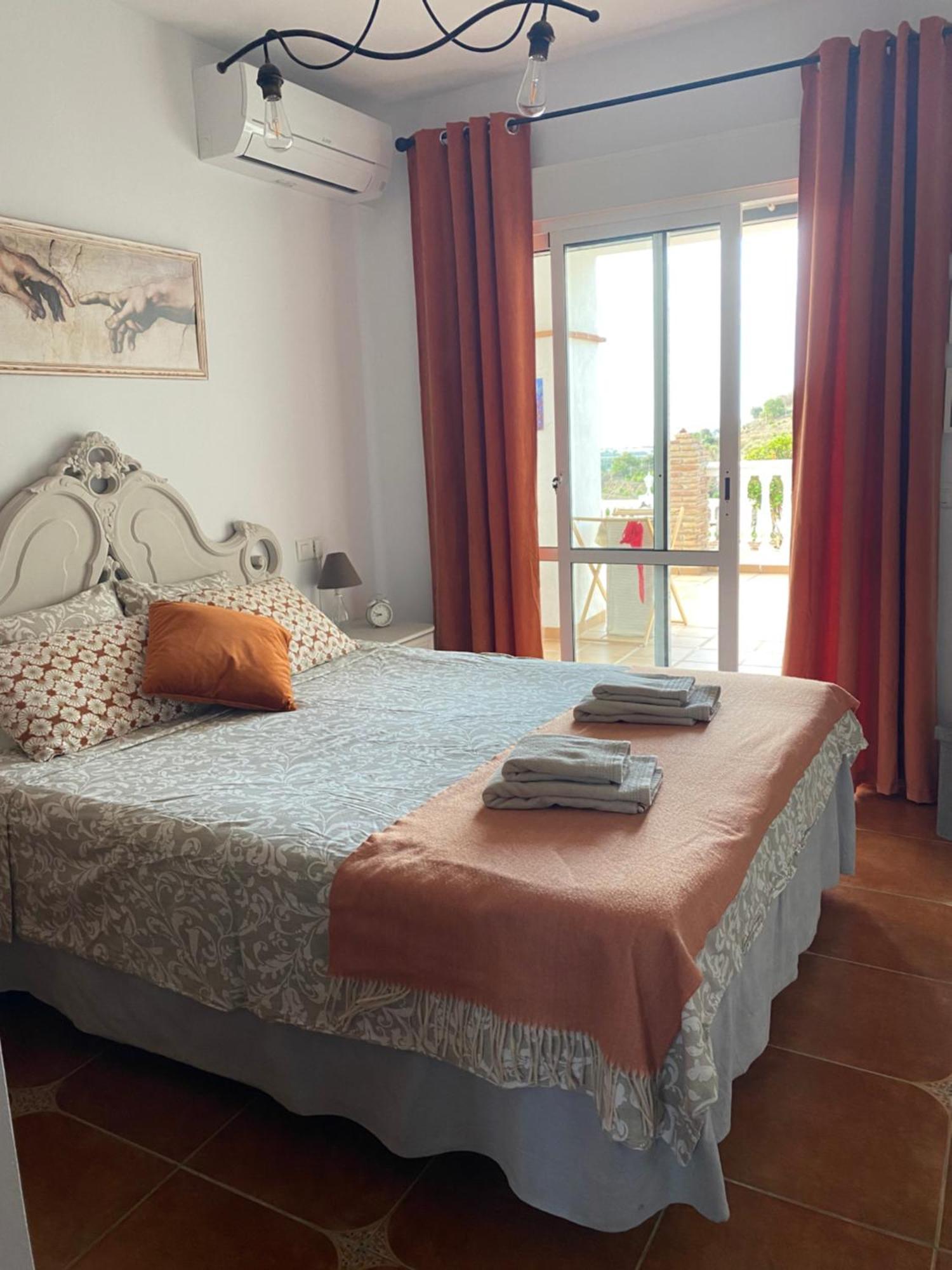 Villa Sunshine Countryside Resort Frigiliana Exteriör bild