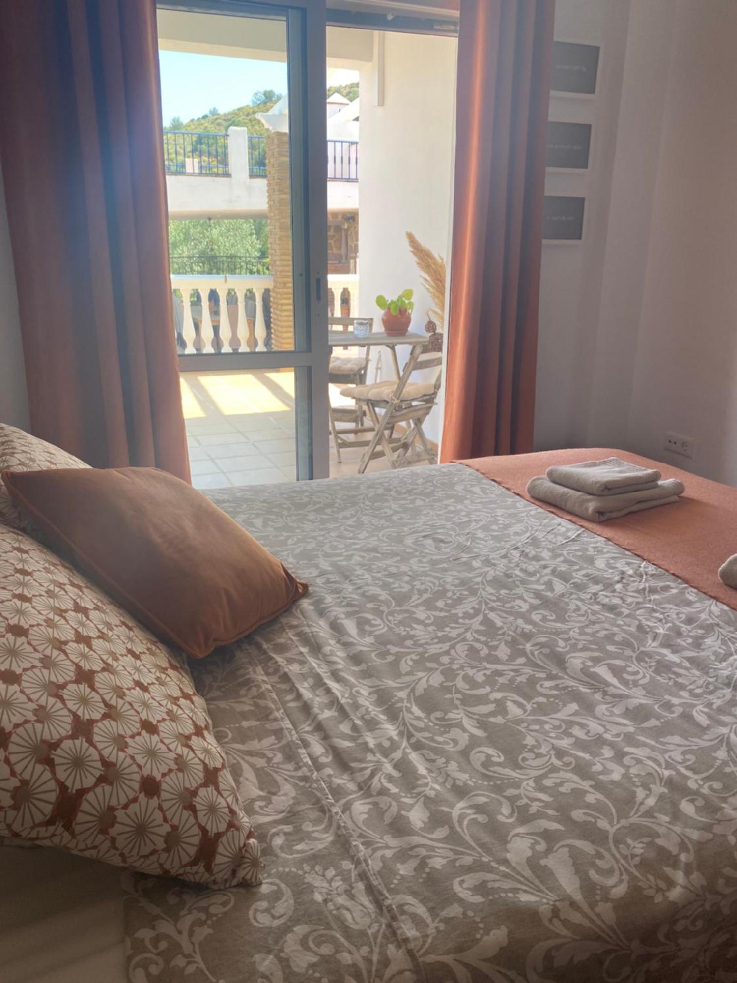 Villa Sunshine Countryside Resort Frigiliana Exteriör bild